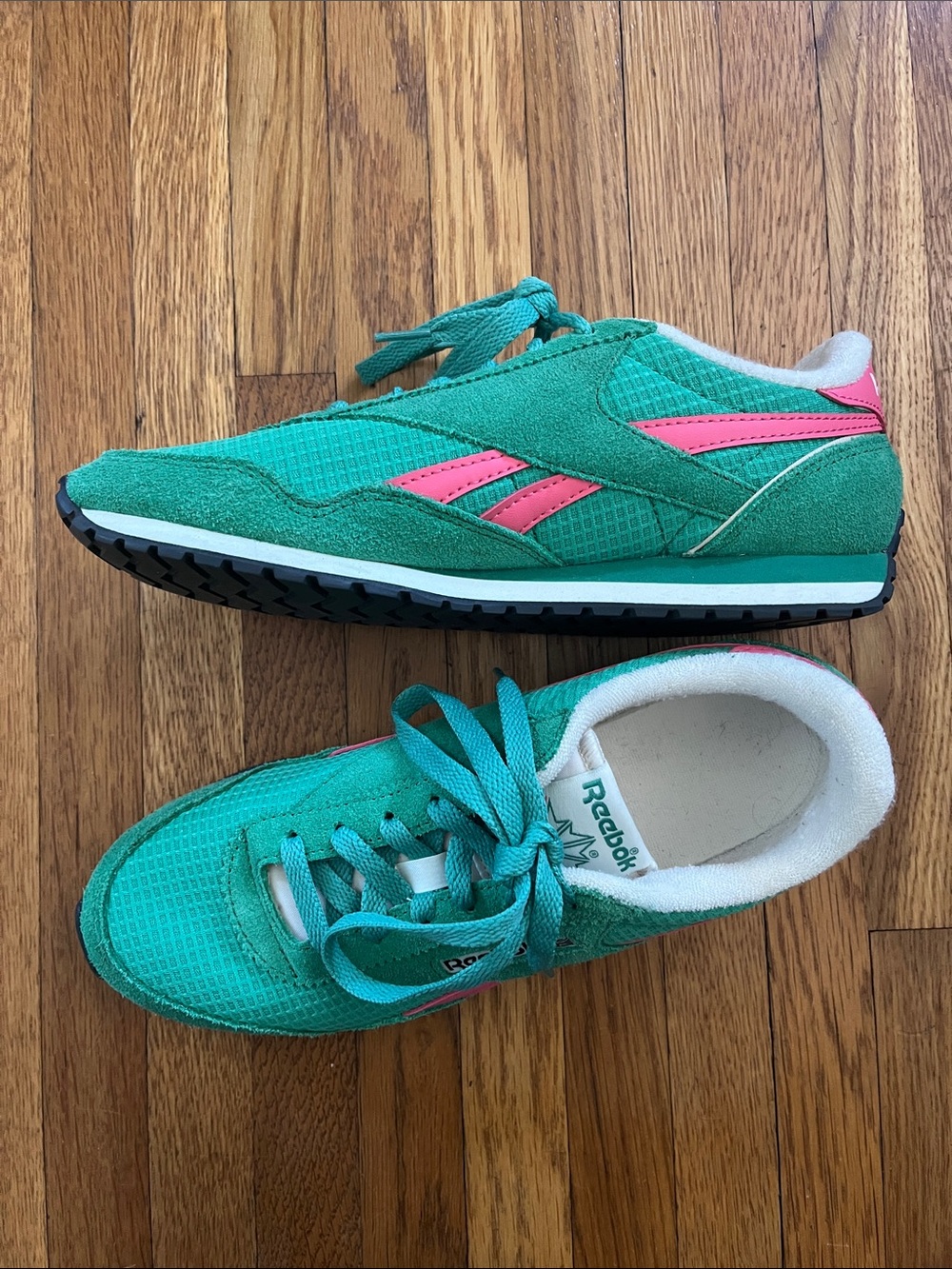 Reebok Classics AZ Green Lace-Up Sneakers with Pink Accents - Picture 3 of 9